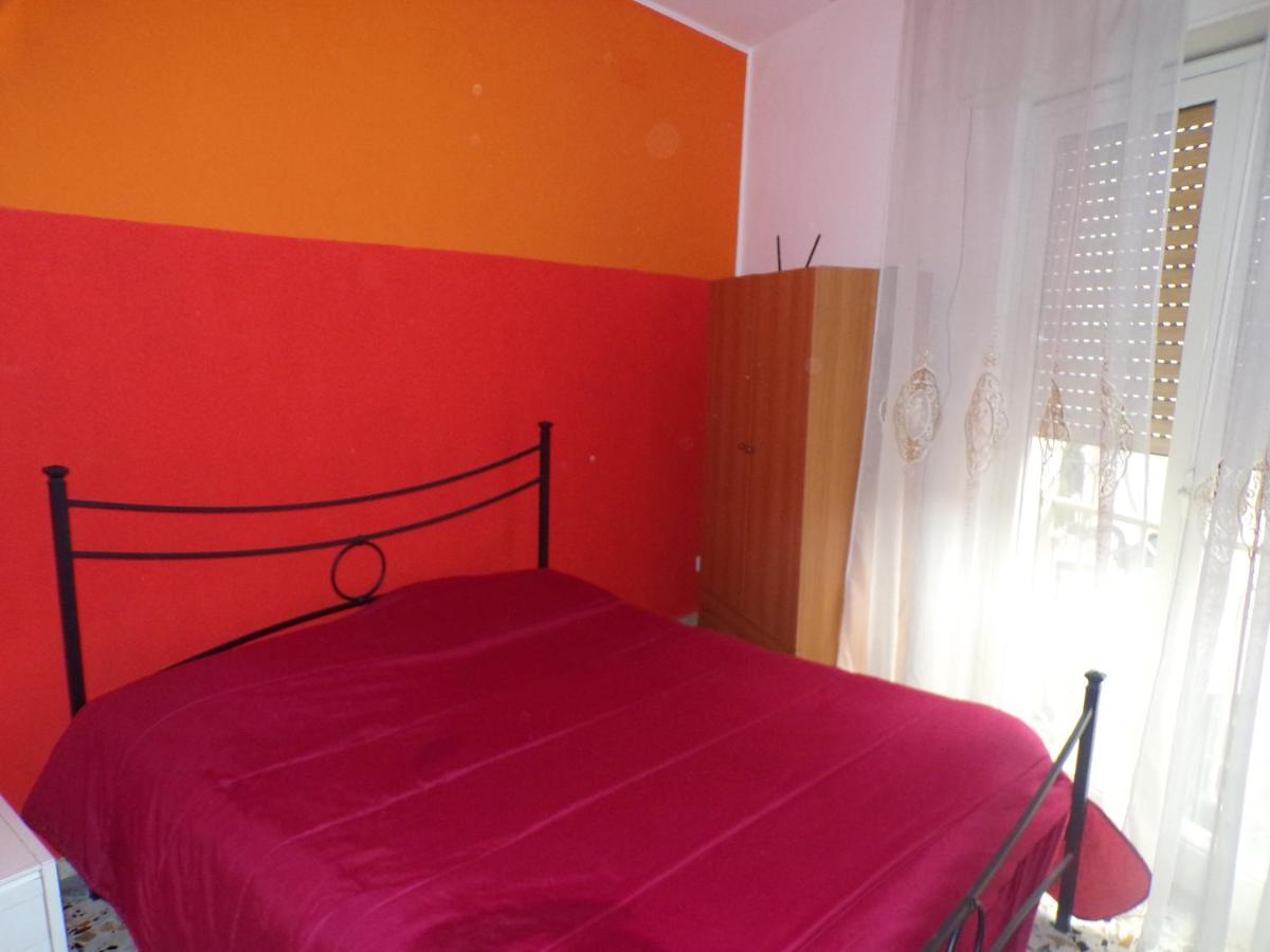 Il Porticciolo Apartment Giardini Naxos Bagian luar foto