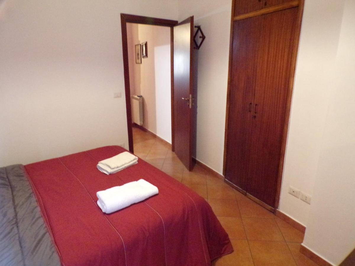 Il Porticciolo Apartment Giardini Naxos Bagian luar foto