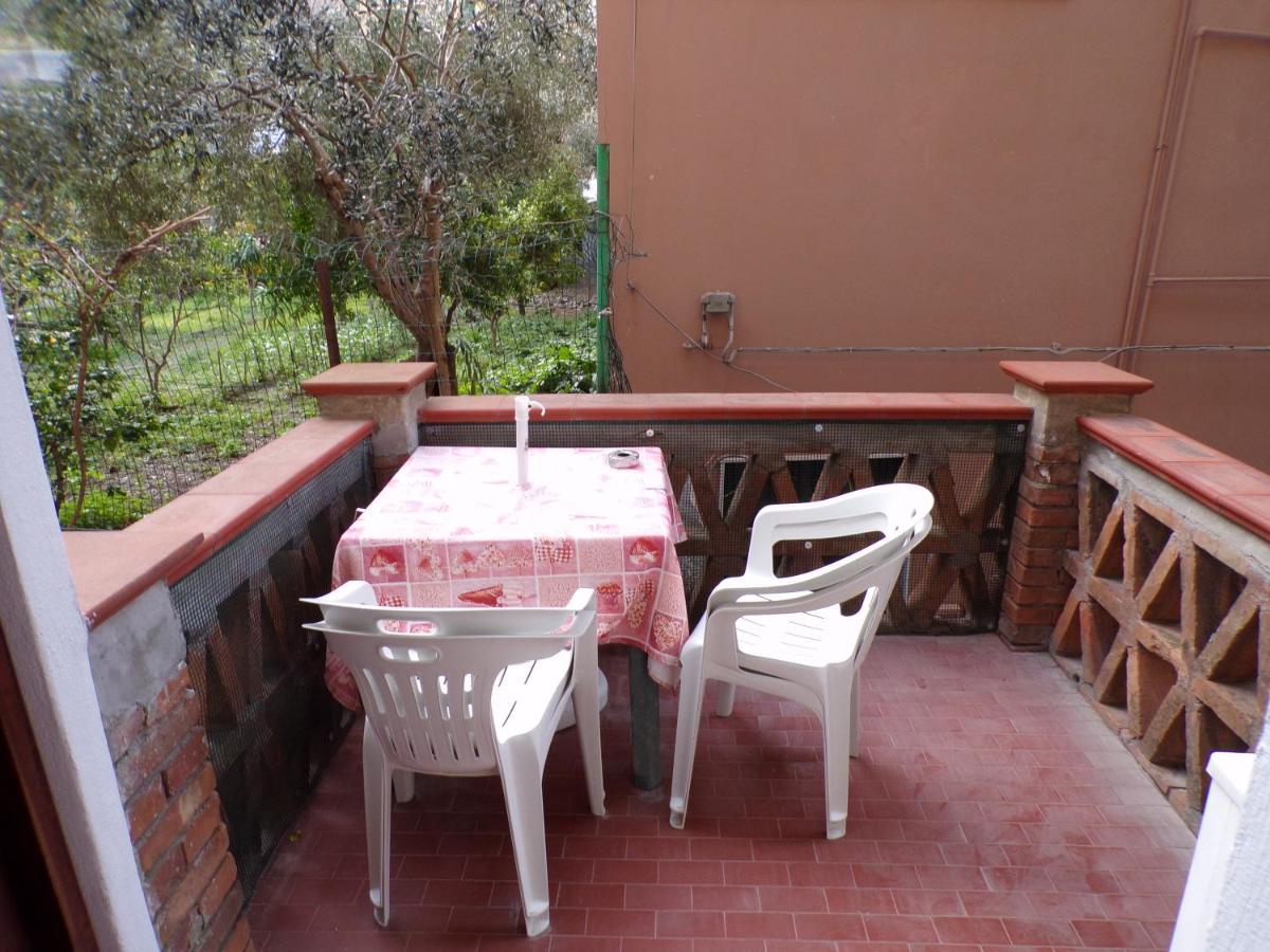 Il Porticciolo Apartment Giardini Naxos Bagian luar foto