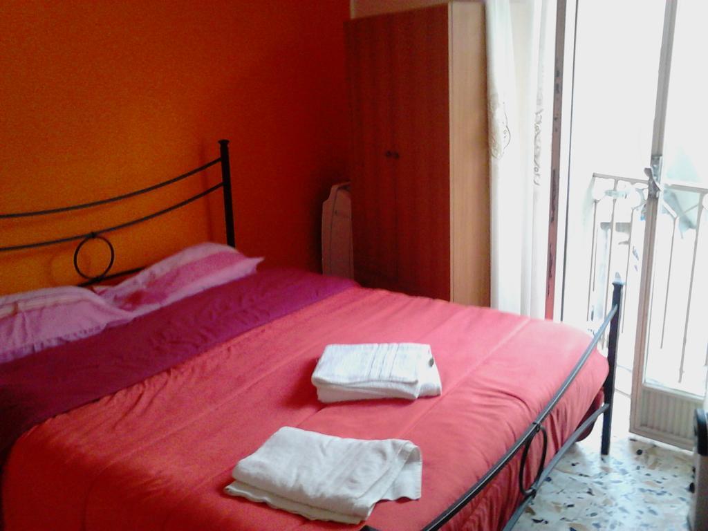 Il Porticciolo Apartment Giardini Naxos Bagian luar foto